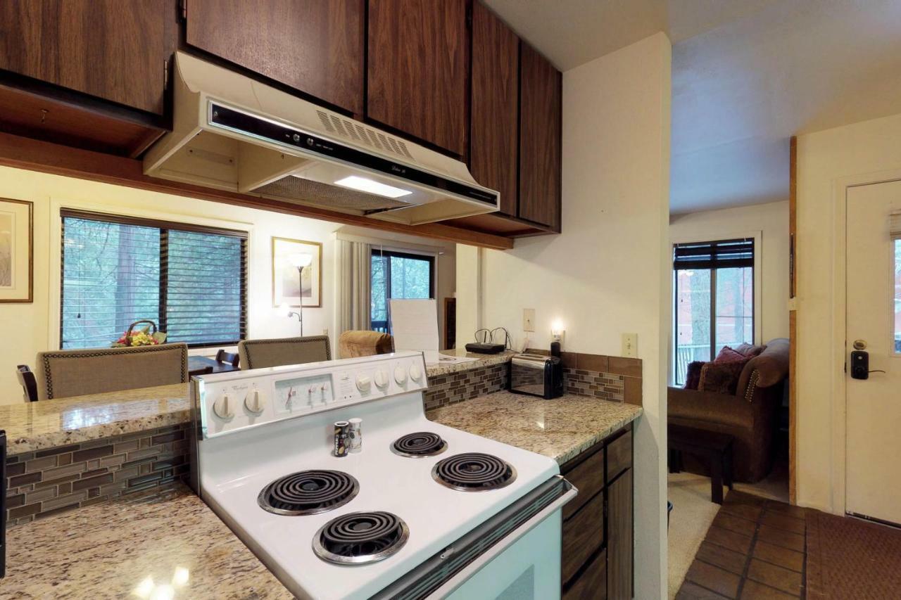 Shady Cove Condominium Шейвър Лейк Екстериор снимка